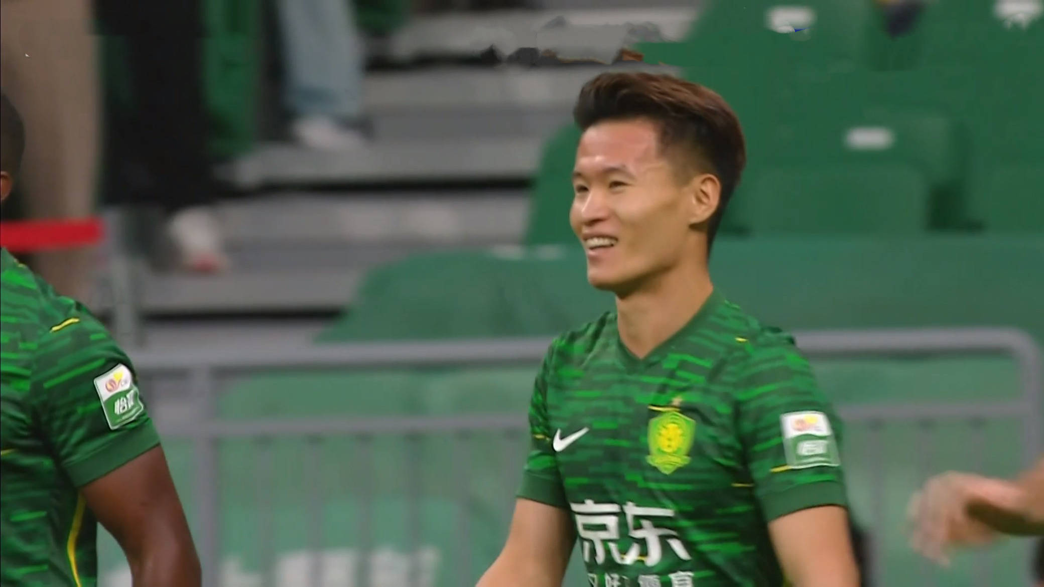 清晨突围战来临，北京国安围绕欧联豪取连胜，引发热议，身体对抗强度拉满的简单介绍