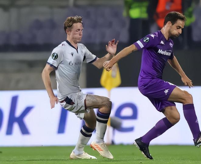 巅峰巴萨赛后数据图