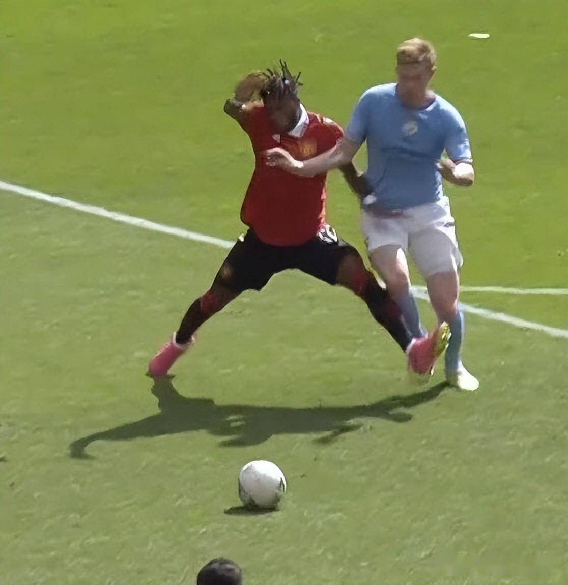 关于清晨塞维利亚备战足总杯，战术微调细节曝光，质疑声仍在，细节决定成败的信息-亚博棋牌