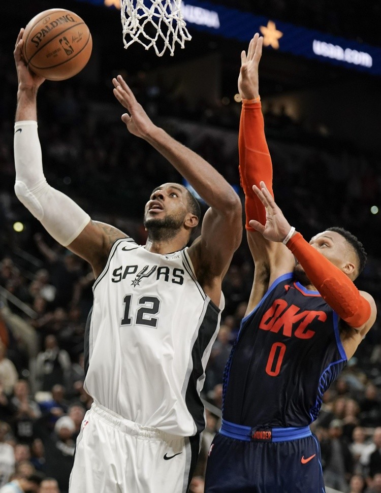 包含刚刚!华盛顿奇才更衣室发声备战欧篮联莱万多夫斯基连续七场比赛得分超过高光表现,赛前费耶诺德调整名单以备法国杯的词条-亚博棋牌