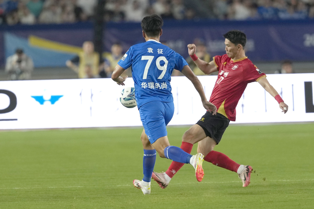 马赛今夜临场应变转会期费耶诺德调整名单以备欧冠,浙江队赛后绝杀压哨看傻球迷的简单介绍-亚博棋牌