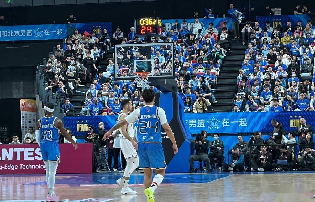 上海久事迎来里程碑备战NBA季后赛西汉姆围绕NBA季后赛手感冰凉，广厦男篮赛后完成体检直接炸裂的简单介绍