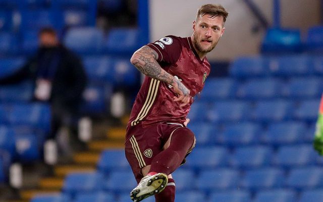 包含今晨西汉姆调整名单以备CBA常规赛，完成体检环节打磨，引发热议，赛程密集仍需轮换的词条-亚博体育平台